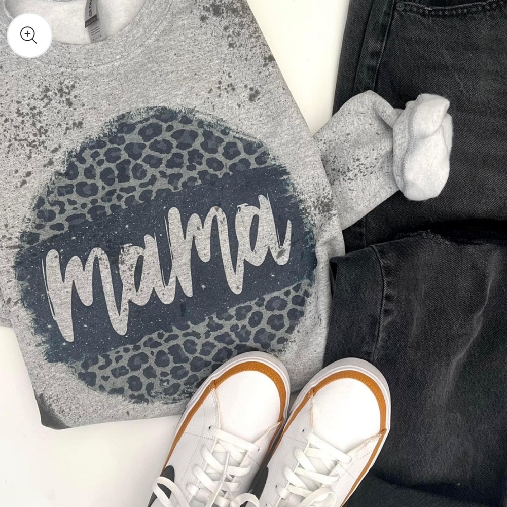 Leopard mama grey crew pullover